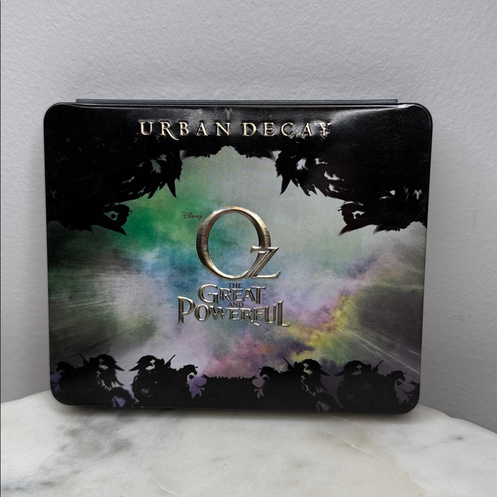 Urban Decay X Oz The Great And Powerful - The Theodora Palette